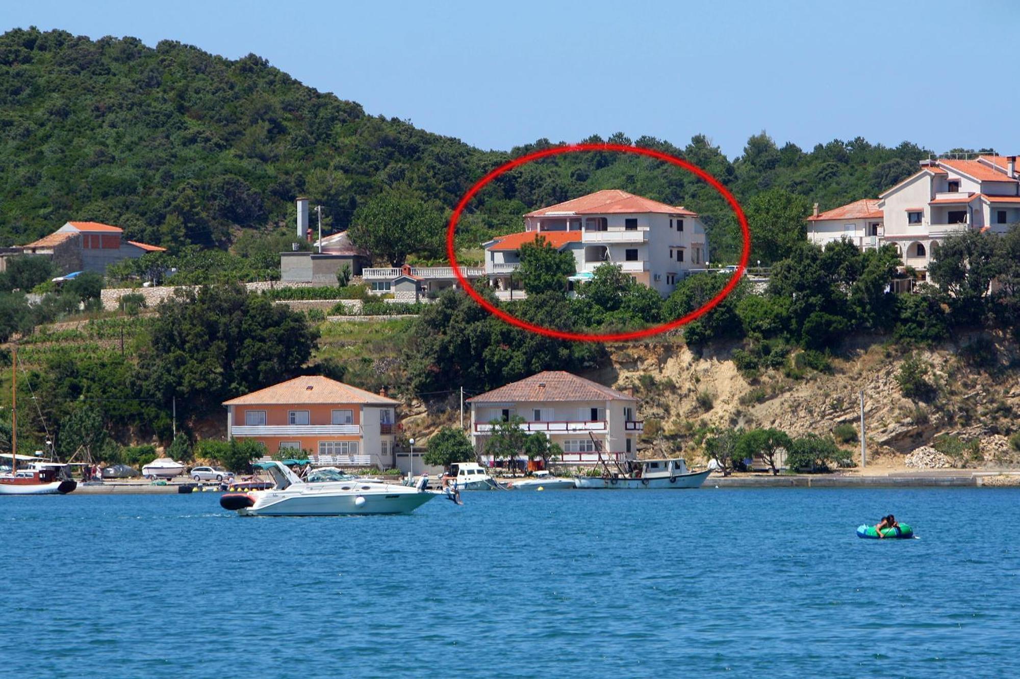 - Donja 2013b Appartement *